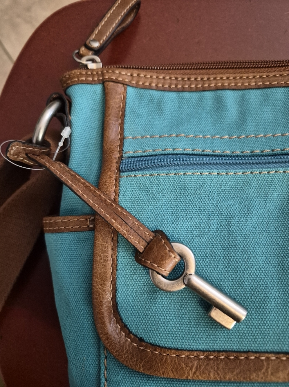 FOSSIL CANVAS AND LEATHER CROSSBODY BAG FROM KEY-PER COLLECTIONS; NWT - Picture 3 of 10